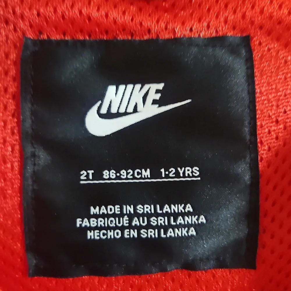NIKE TODDLER WINDRUNNER JACKET: RED/BLUE: NEW WITH TAGS: SIZE 2T